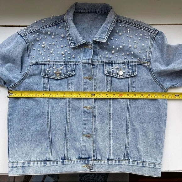 Pearl Embellished Denim Jean Jacket Button Front Long Sleeve Light Blue Wash - Picture 12 of 16